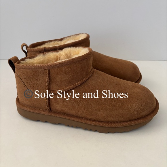 NEW UGG Classic Ultra Mini Boots Chestnut Kid’s 5 6 (Will Fit A Women’s 7 8) - Picture 2 of 16